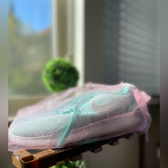 New W Nike React Infinity Run FK 2.  Bling Rhinestone Nike Women’s Shoes size 8 - Picture 7 of 8